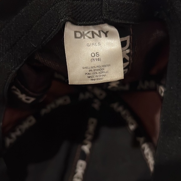 DKNY Girls Rose Velour Pom Pom Winter Cap Size O/S - 7/16 - Picture 15 of 15